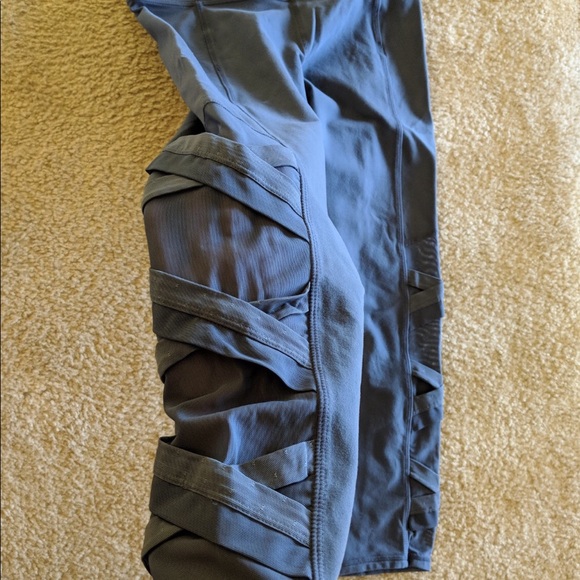 Athleta grey mesh workout leggings - Picture 2 of 4